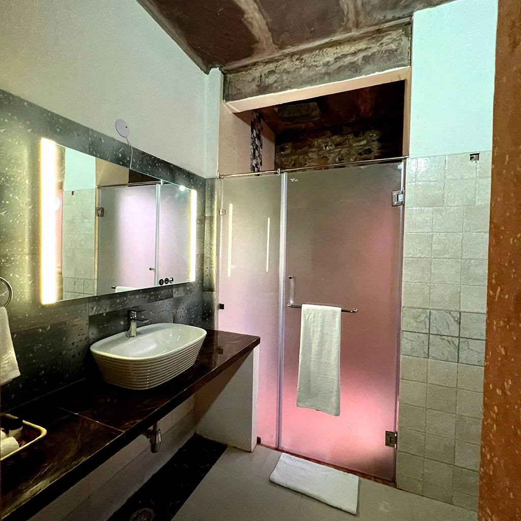 Sariska Kasba - A Village Resort - Quila Room Bathroom